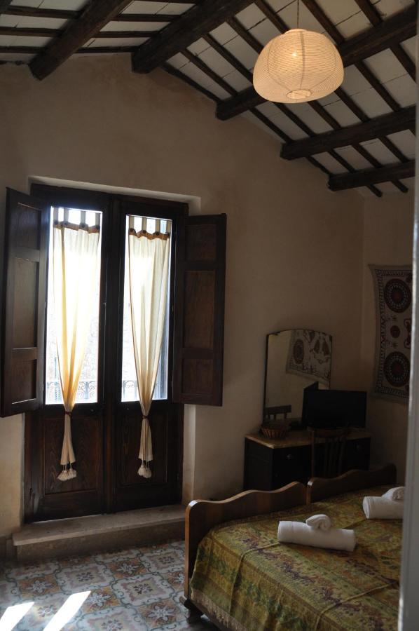 Case Bruno Residenze Tipiche Эриче Экстерьер фото